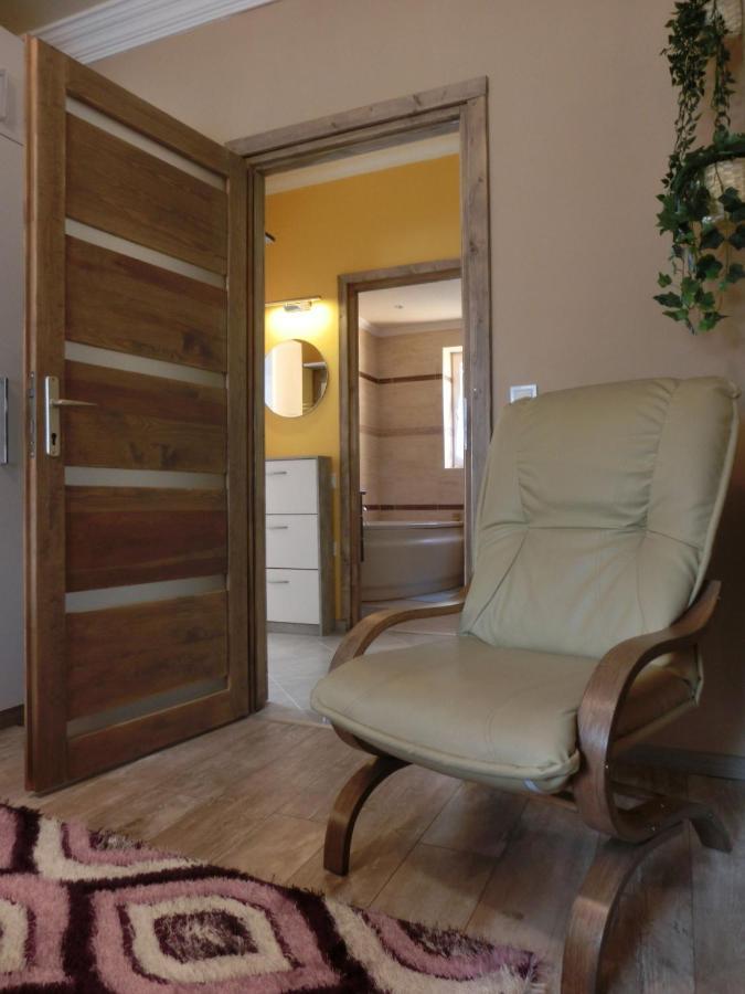 Piliscsaba Pilis Apartman מראה חיצוני תמונה